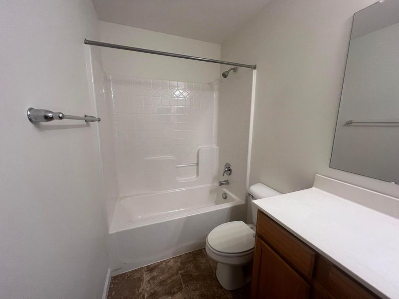 5477 Town Hill Drive, Canal Winchester, OH 43110 Photo 17