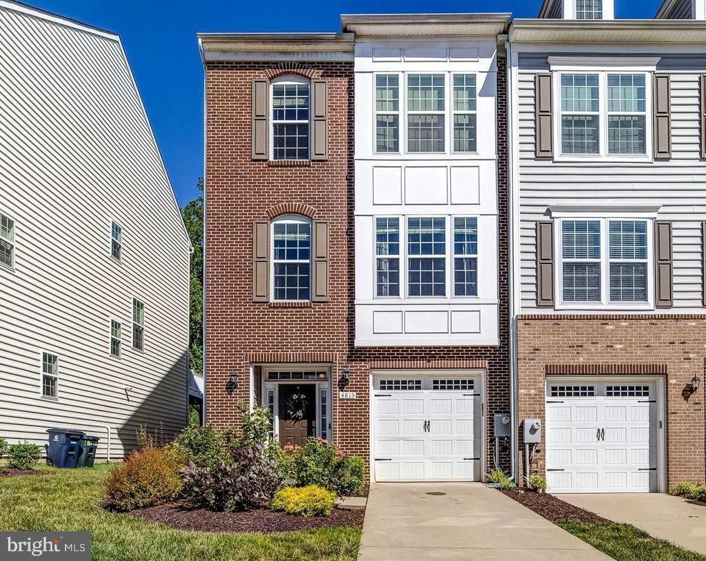 4815 FOREST PINES DRIVE, UPPER MARLBORO, MD 20772