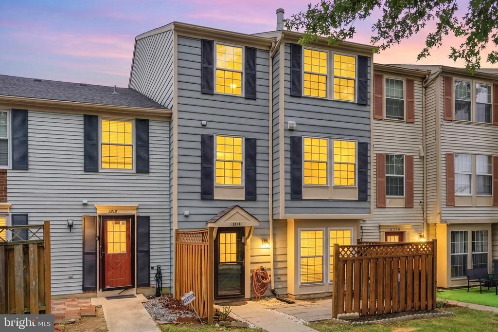 3214 TAPESTRY CIRCLE, BURTONSVILLE, MD 20866