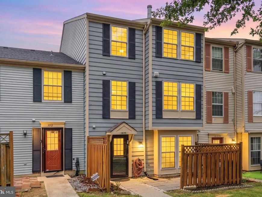 3214 Tapestry Circle, Burtonsville, MD 20866 Main Photo