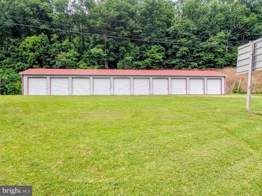 13479 LINCOLN HIGHWAY, EVERETT, PA 15537