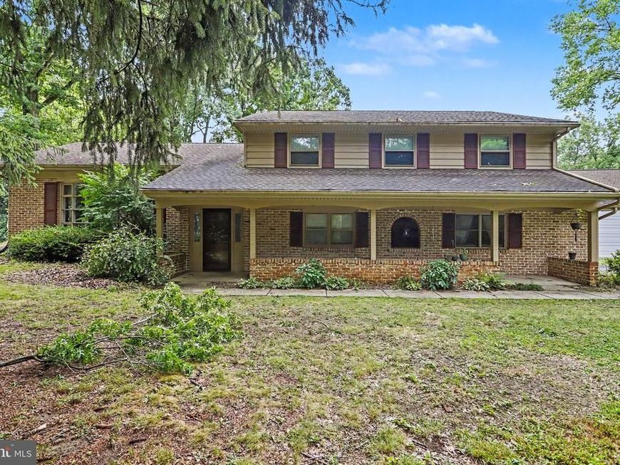 381 Ironstone Ridge Road, Lancaster, PA 17603 Main Photo