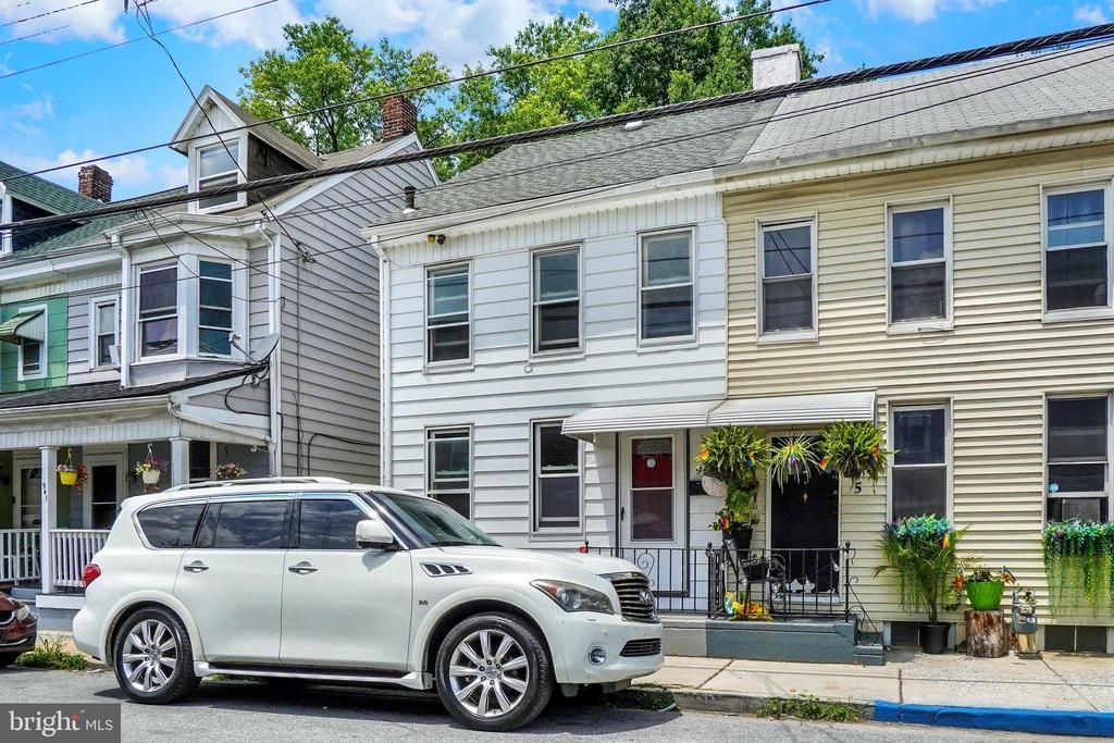 943 E King Street, York, PA 17403 Main Photo