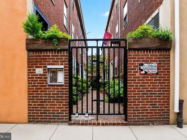 506 S HANCOCK STREET, PHILADELPHIA, PA 19147
