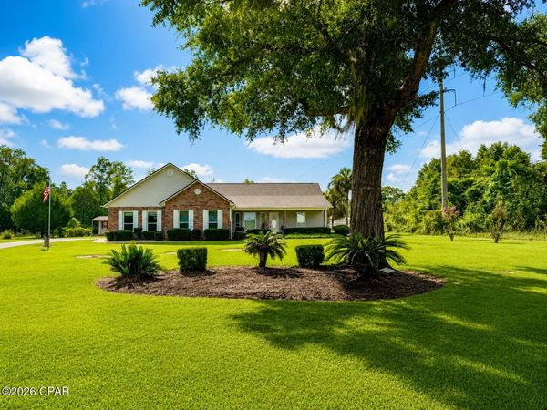2816 Jackson Bluff Road, Marianna, FL 32446
