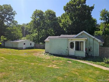6406 12th Street, Otter Lake Vlg, MI 48464