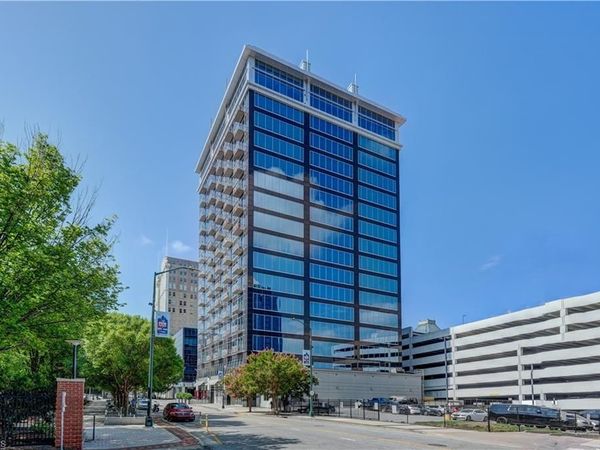 201 Elm Street, Unit 705, Greensboro, NC 27401