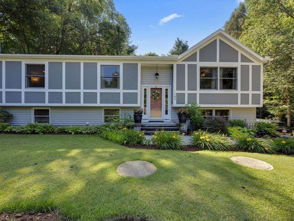189 Stafford Rd, Holland, MA 01521
