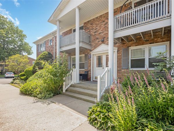 68 Fairharbor Drive , Unit 68, Patchogue, NY 11772