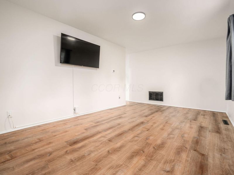3464 Brazzaville Road, Westerville, OH 43081 Photo 4