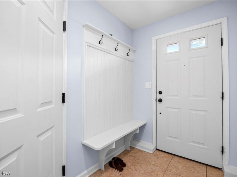 37 Grandview Drive, Rocky River, OH 44116 Photo 4