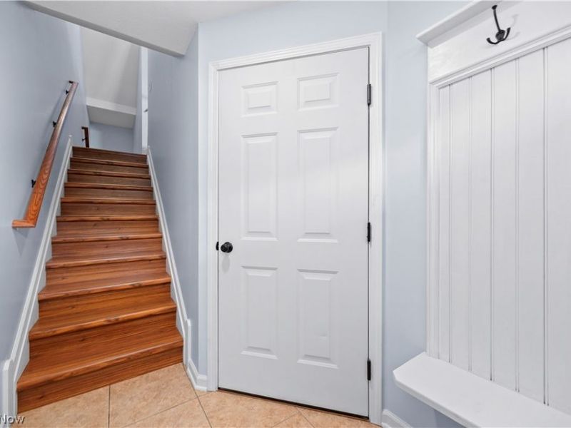 37 Grandview Drive, Rocky River, OH 44116 Photo 5