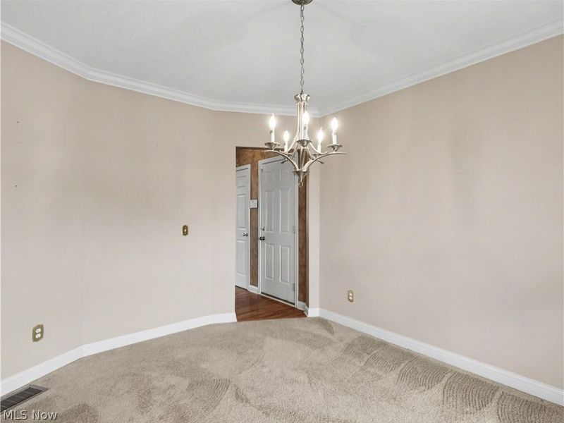 3193 Bickleigh Circle, Akron, OH 44312 Photo 12
