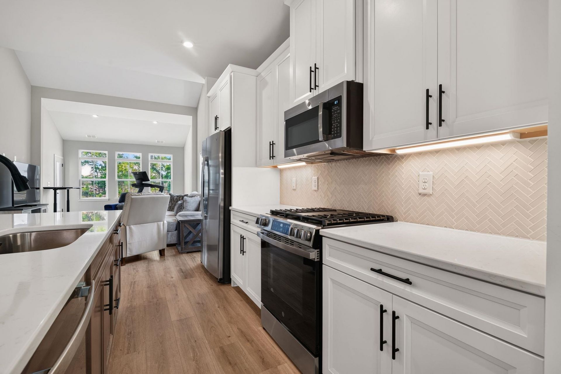 2524 Evander Dr.  Photo 10