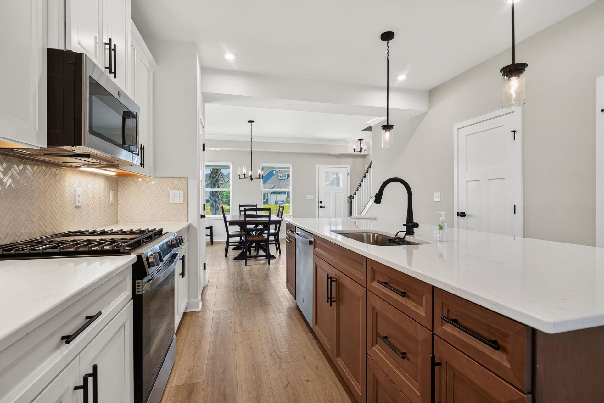 2524 Evander Dr.  Photo 12