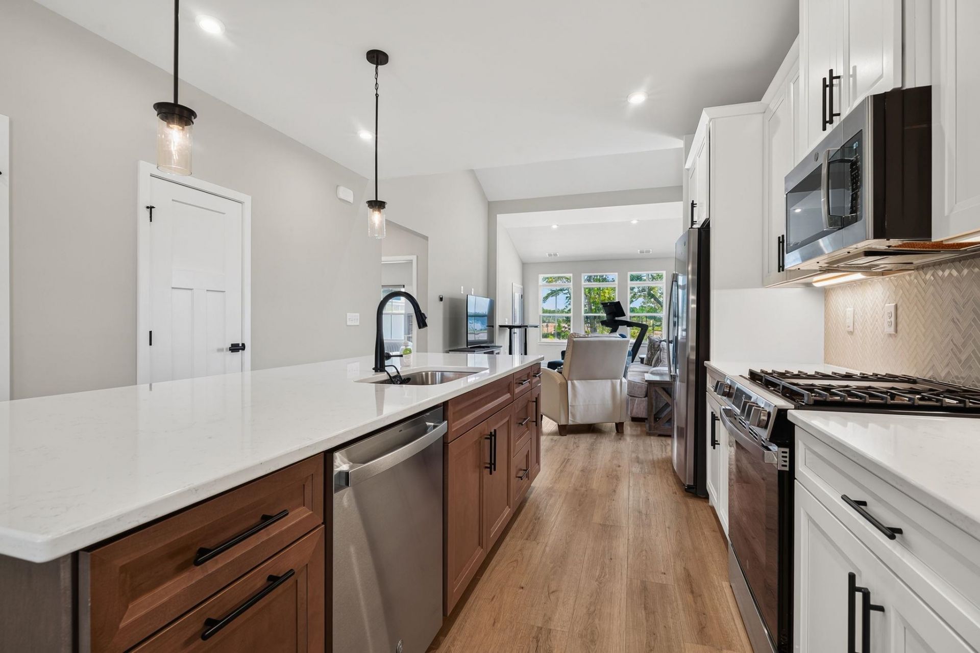 2524 Evander Dr.  Photo 13