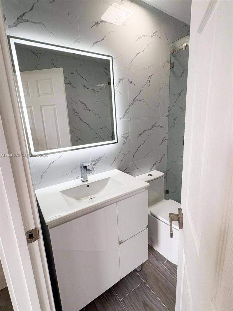 7420 W 20th Ave , Unit 335, Hialeah, FL 33016 Photo