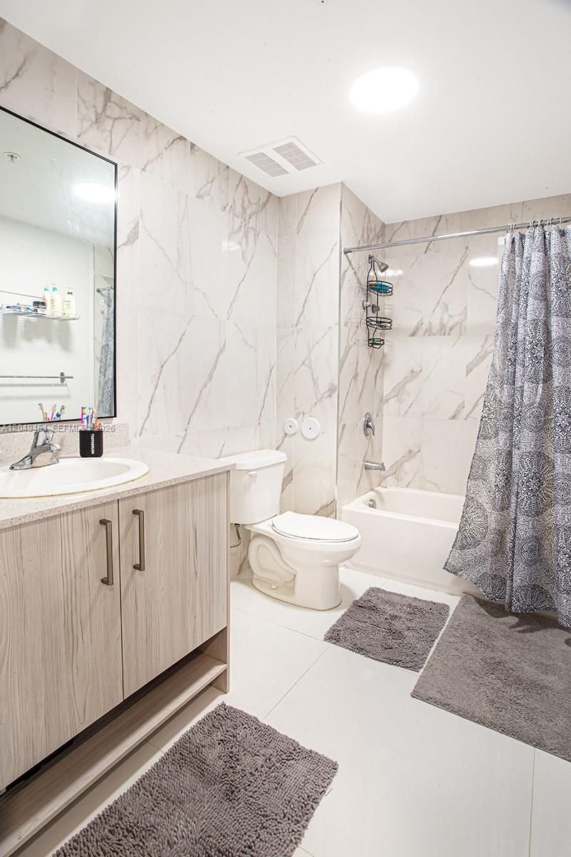 10950 NW 82nd St , Unit 116, Doral, FL 33178 Photo