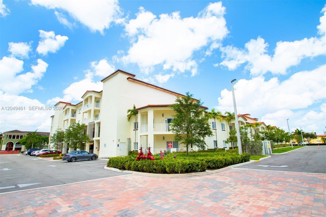10950 NW 82nd St , Unit 116, Doral, FL 33178 Photo