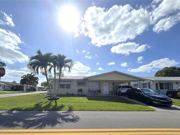 4805 NW 45th Ave, Tamarac, FL 33319