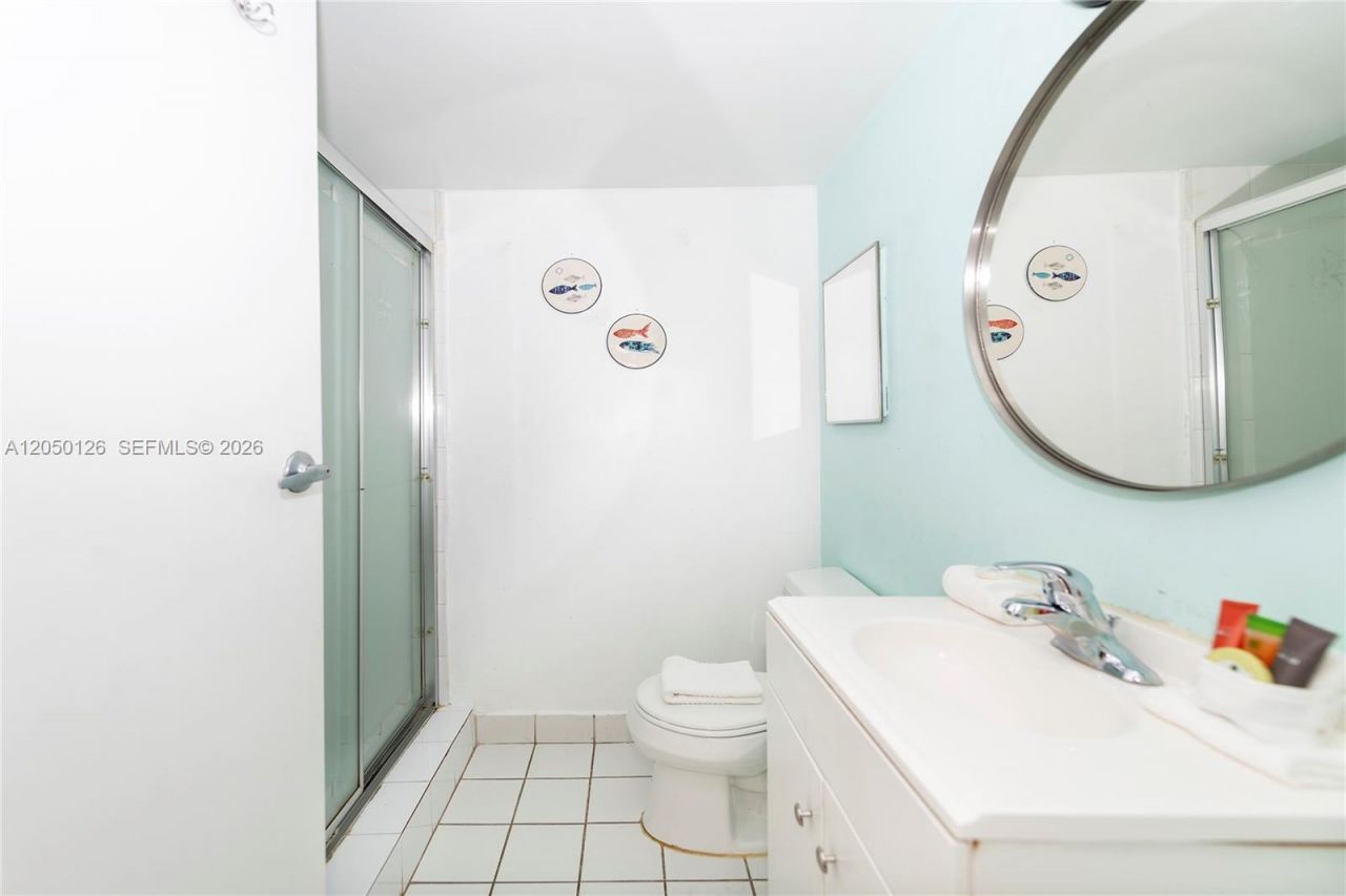 710 Washington Ave , Unit 414, Miami Beach, FL 33139 Photo