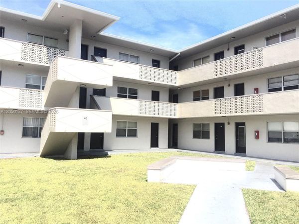 1545 NW 8th Ave , Unit 105, Miami, FL 33136