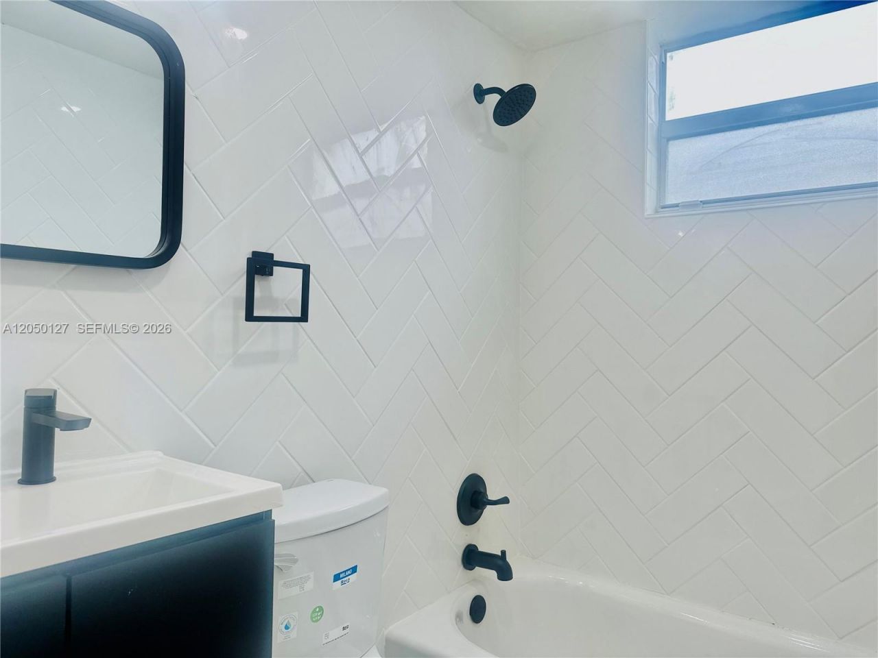 1545 NW 8th Ave , Unit 105, Miami, FL 33136 Photo