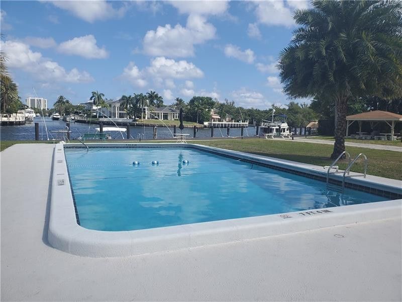 230 N Federal Highway, Unit 106, Deerfield Beach, FL 33441 Photo