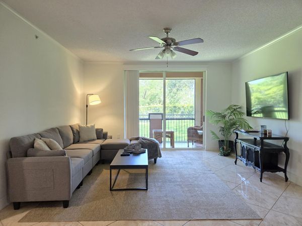 11790 Saint Andrews Place, Unit 205, Wellington, FL 33414