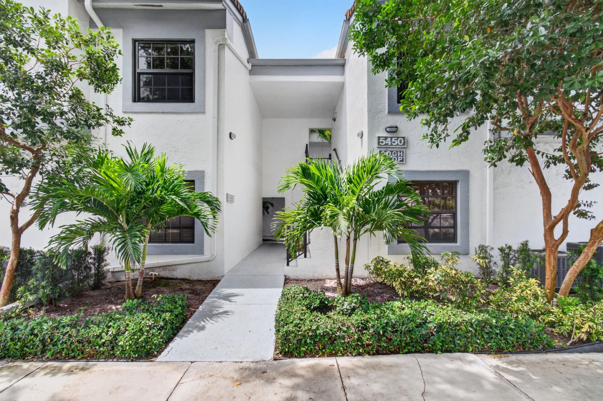5450 Verona Drive, Unit P, Boynton Beach, FL 33437 Photo