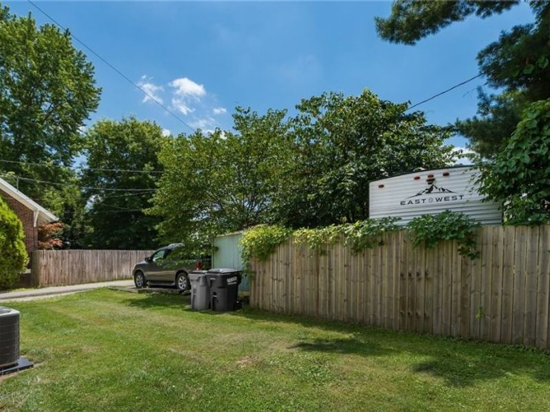 186 Montgomery Boulevard, New Concord, OH 43762 Photo 22