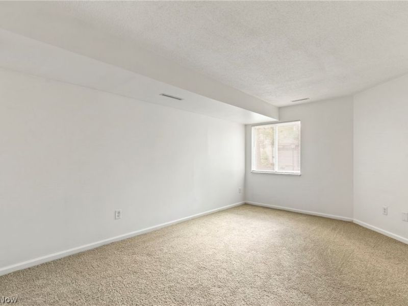 1028 Hampton Ridge Drive , Akron, OH 44313 Photo 18