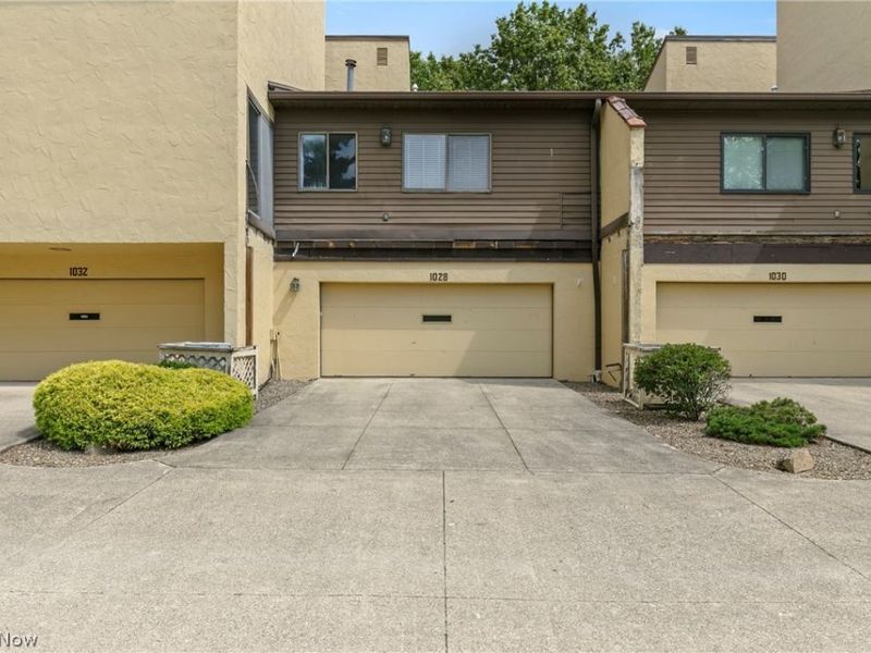 1028 Hampton Ridge Drive , Akron, OH 44313 Photo 26