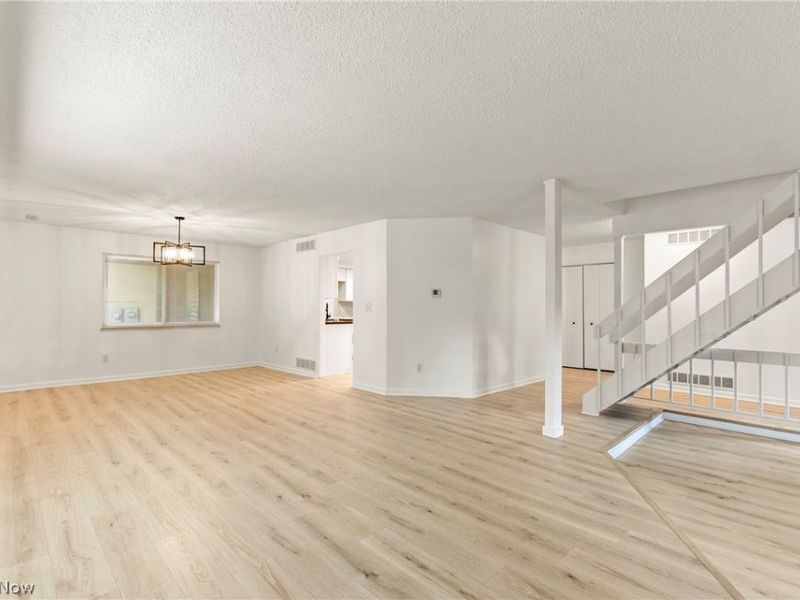 1028 Hampton Ridge Drive , Akron, OH 44313 Photo 6