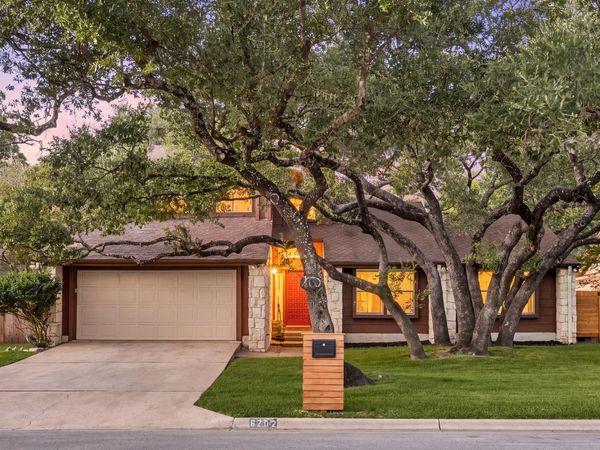 6702 Fireoak DR, Austin, TX 78759