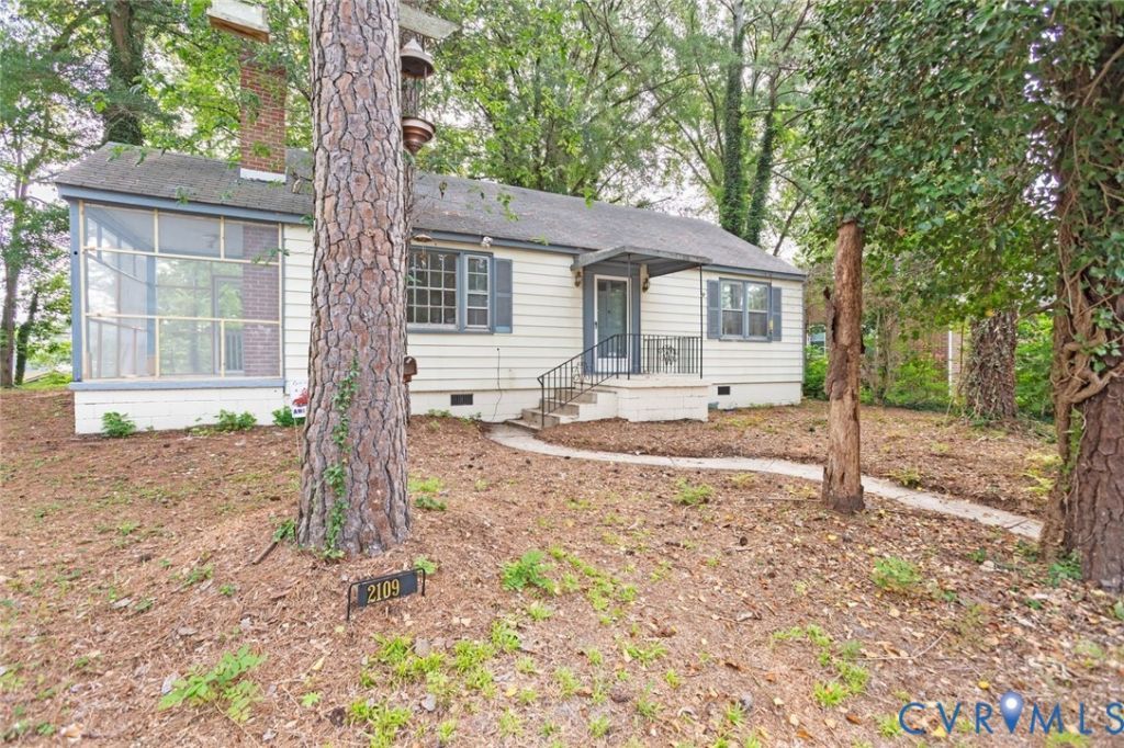 2109 Jackson Court, Petersburg, VA 23805 Main Photo