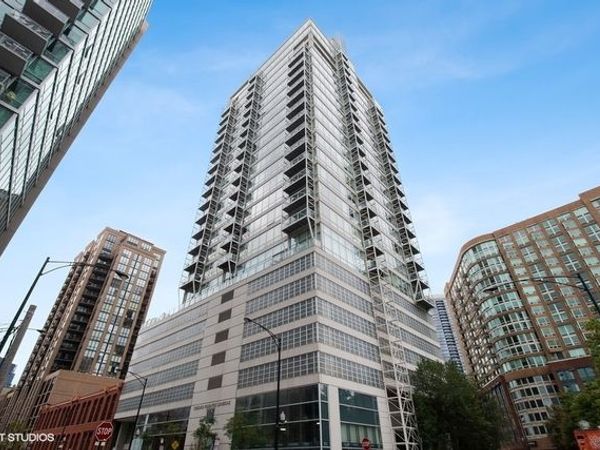 653 N Kingsbury Street , Unit 2104, Chicago, IL 60654