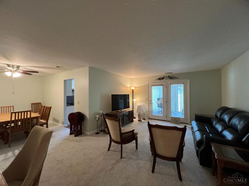 10526 West Road, Unit 5, Harrison, OH 45030 Photo 2