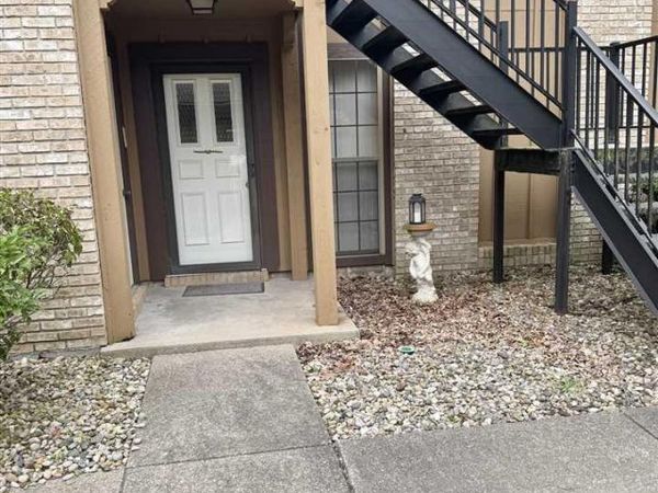651 Frontier Court, Terre Haute, IN 47803
