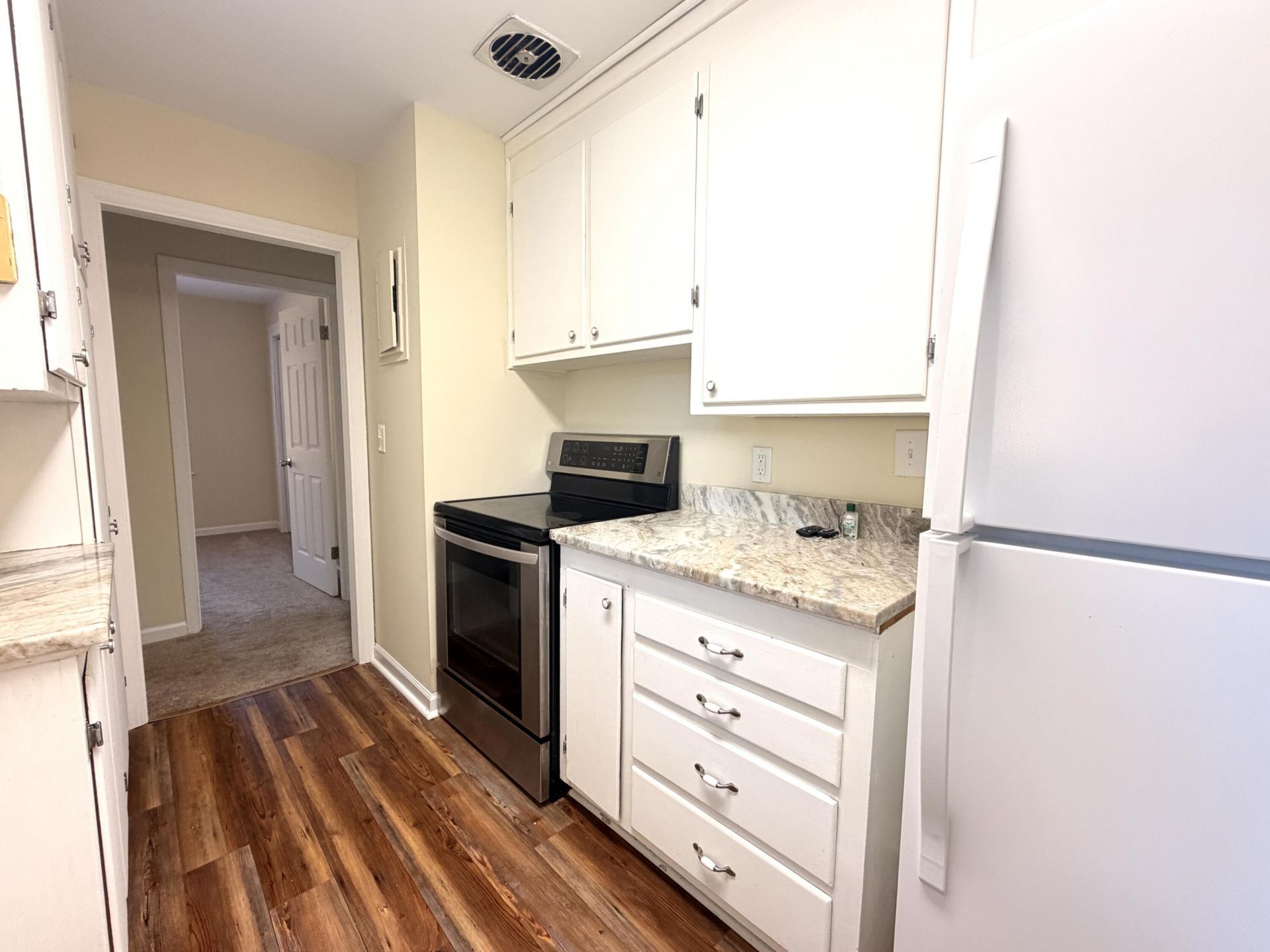 639 Windermere Boulevard Photo 8