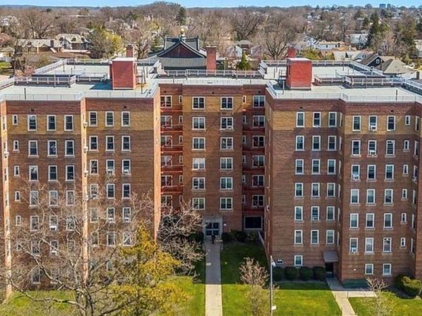 30-11 Parsons Boulevard , Unit 2U, Flushing, NY 11354