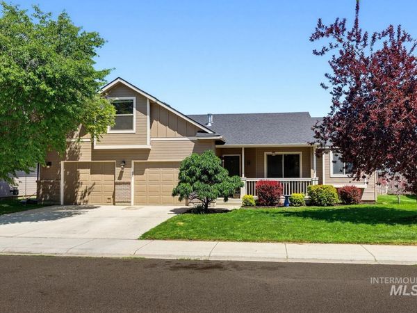 1828 W Lotus Ponds Crt, Nampa, ID 83651