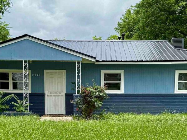 2206 Evans Avenue NW, Huntsville, AL 35810