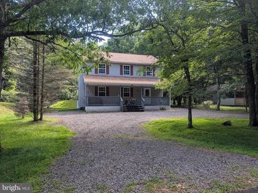 11 WYLIE CIRCLE, ALBRIGHTSVILLE, PA 18210