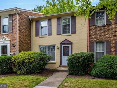 228 COMMONS DRIVE NW, VIENNA, VA 22180
