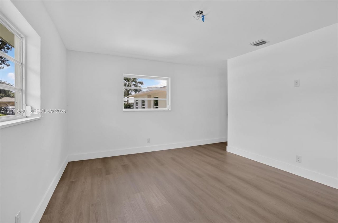 7040 NW 8th Ct, Plantation, FL 33317 Photo