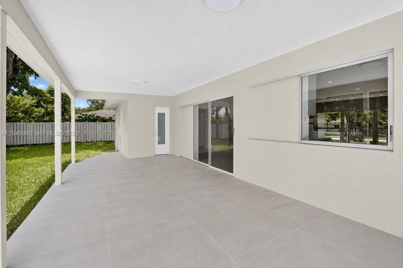 7040 NW 8th Ct, Plantation, FL 33317 Photo