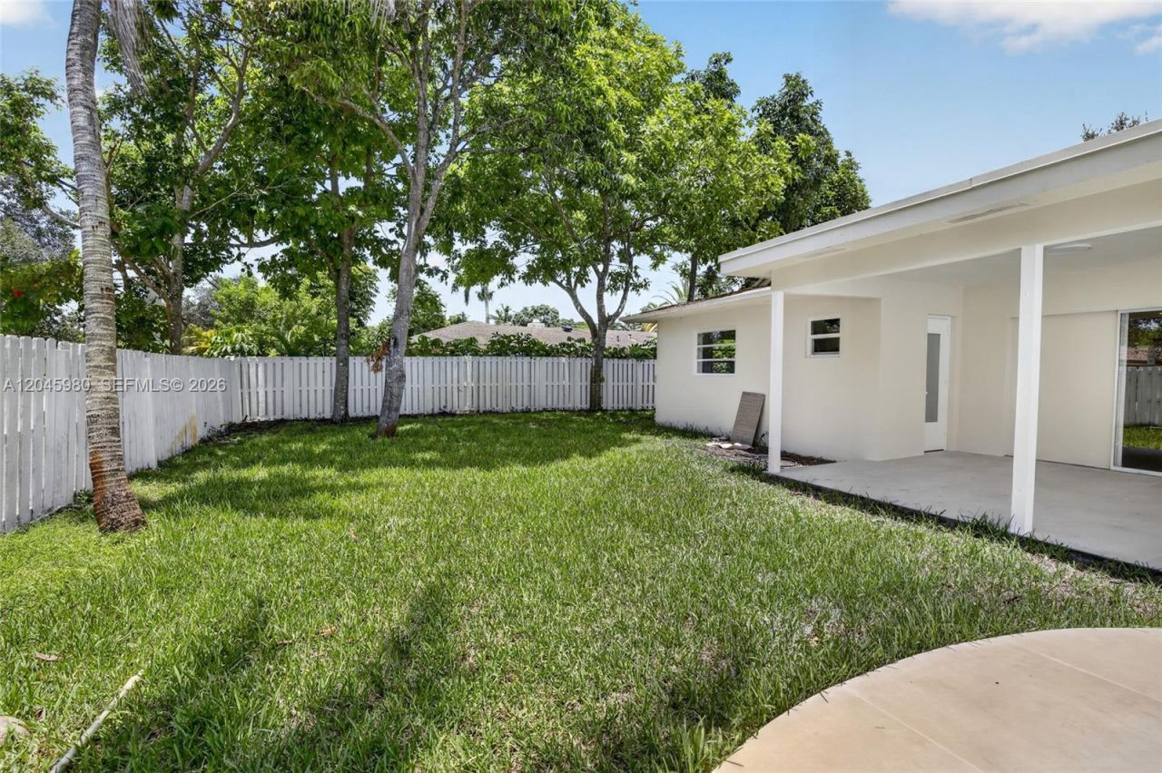 7040 NW 8th Ct, Plantation, FL 33317 Photo