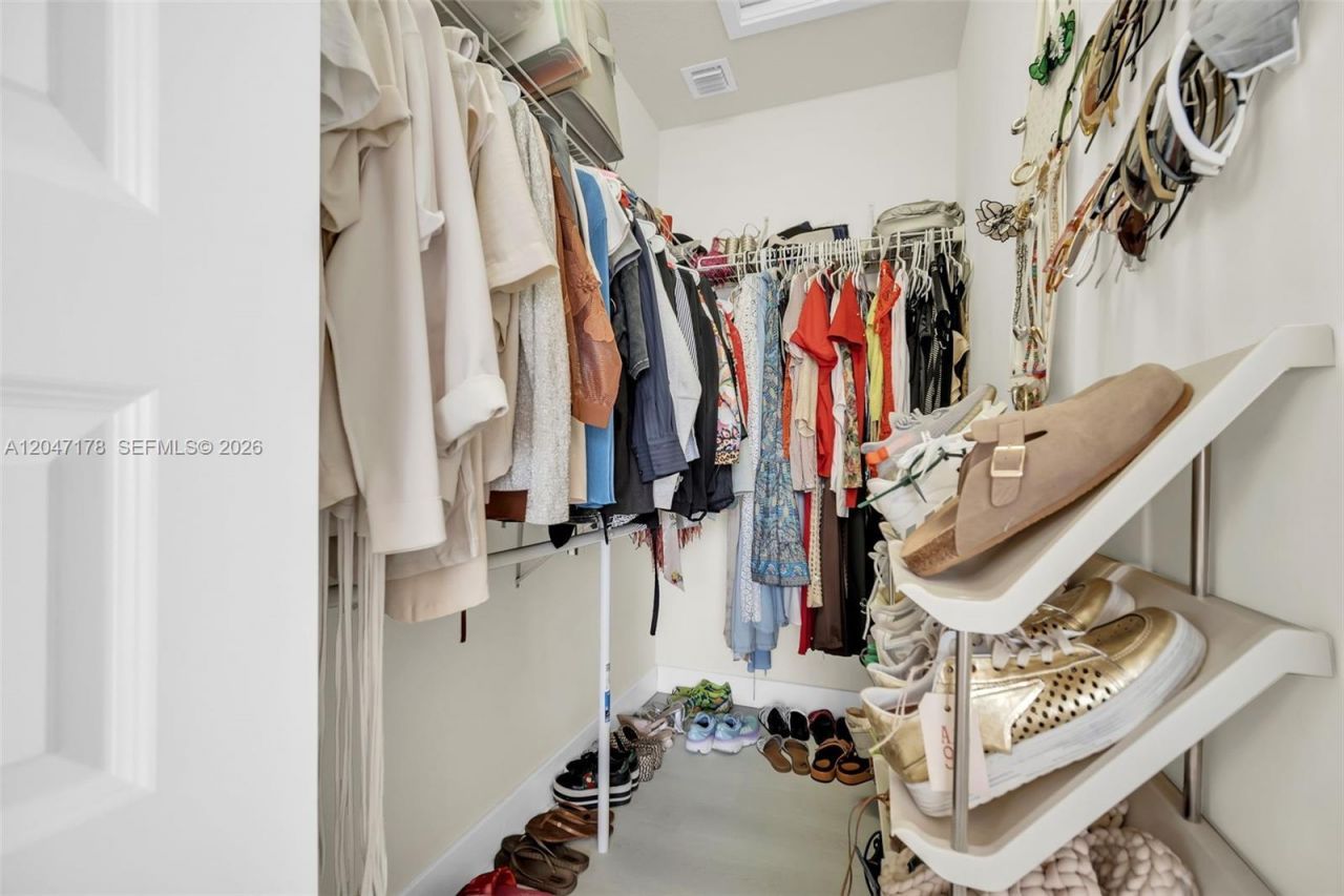 8045 NW 104th Ave , Unit 32, Doral, FL 33178 Photo