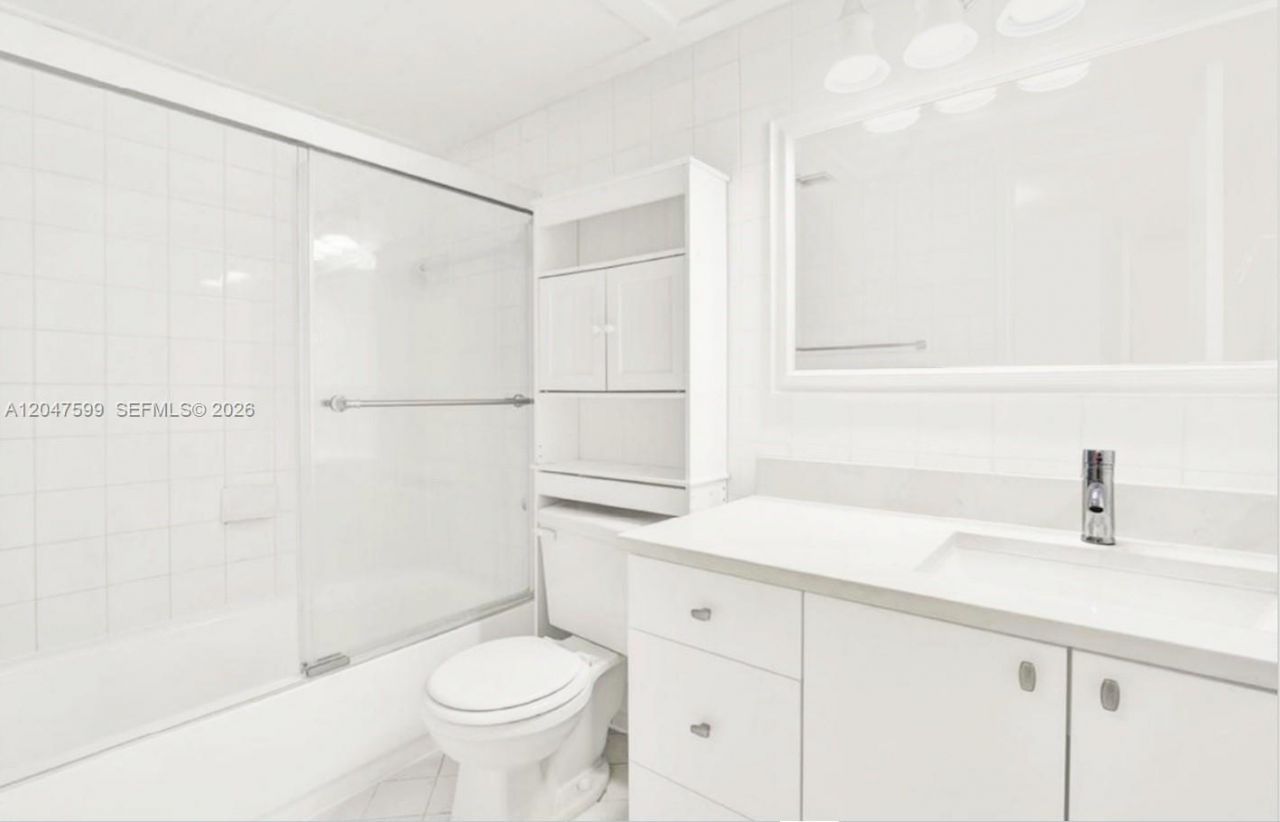 13155 Ixora Ct , Unit 310, North Miami, FL 33181 Photo